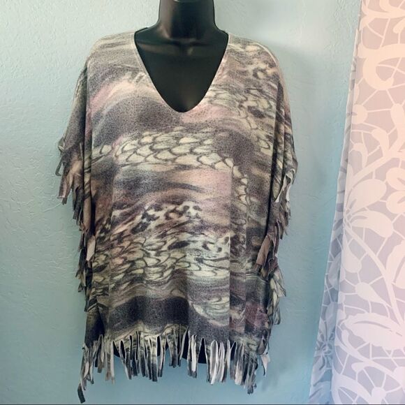 Leshop Fringed V-neck Pullover Poncho Top Size Medium - Picture 1 of 8